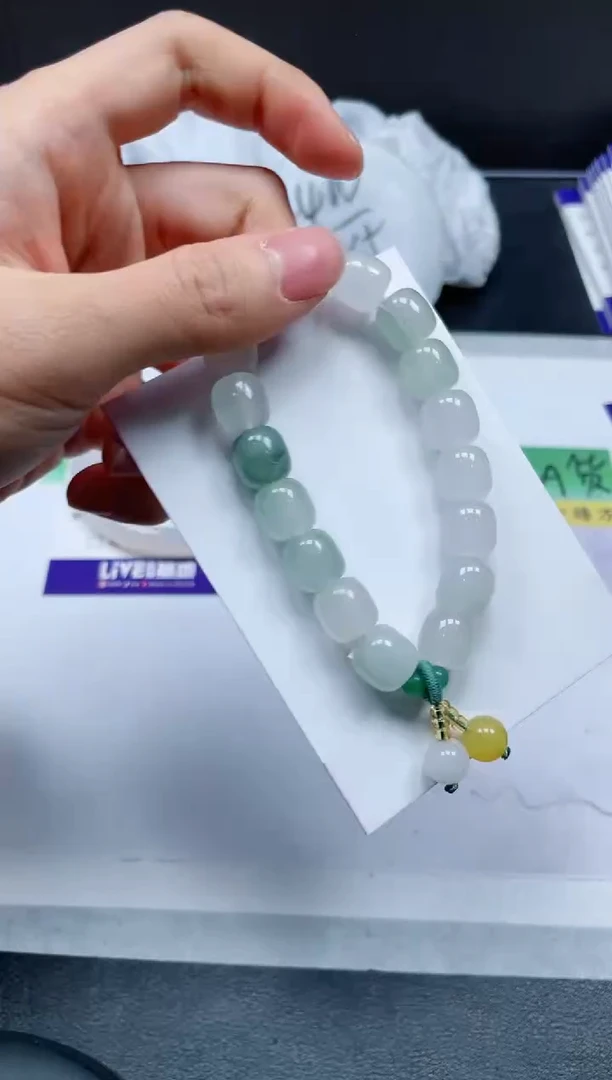【闪购商品】石英质玉手镯未镶嵌天山翠手链(多样性发货)
