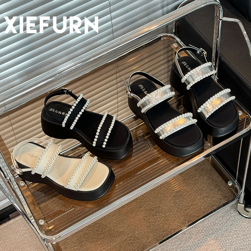 XIEFURN/鞋夫人2024夏季气质温柔仙女风带珍珠一字扣带休闲沙滩鞋