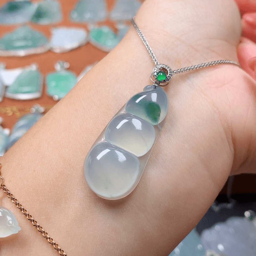 【闪购商品】翡翠颈饰18K金镶嵌