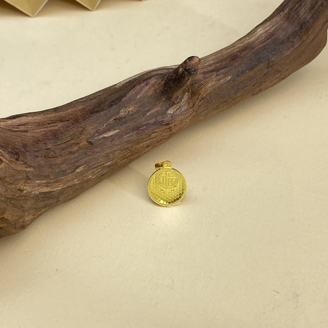 足银银制品 【小北珠宝】足银吊坠15-7H44X75【多样性发一】约13*13mm