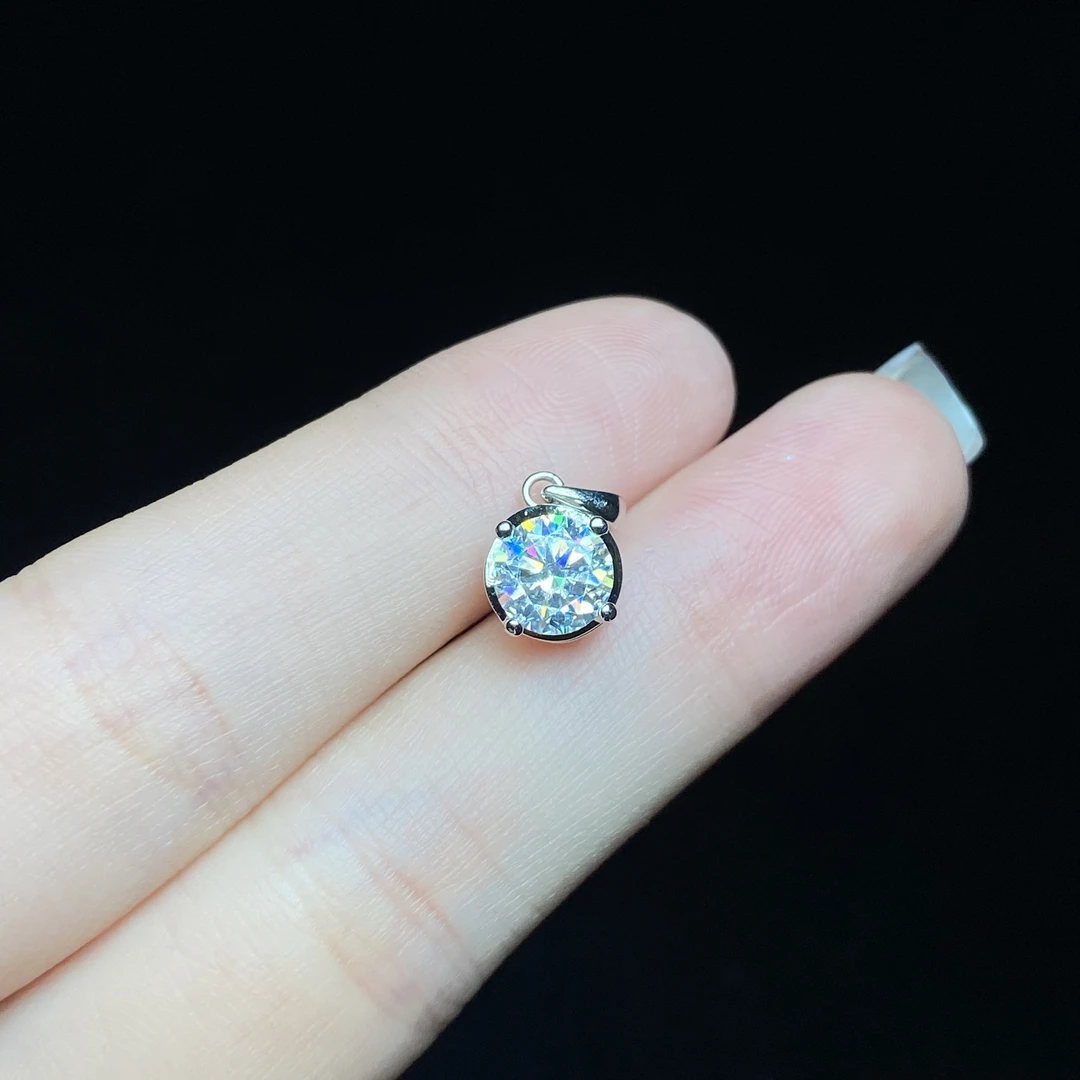 925银莫桑石银制品 【小北好物】s925银莫桑吊坠17QH144X165【带链】