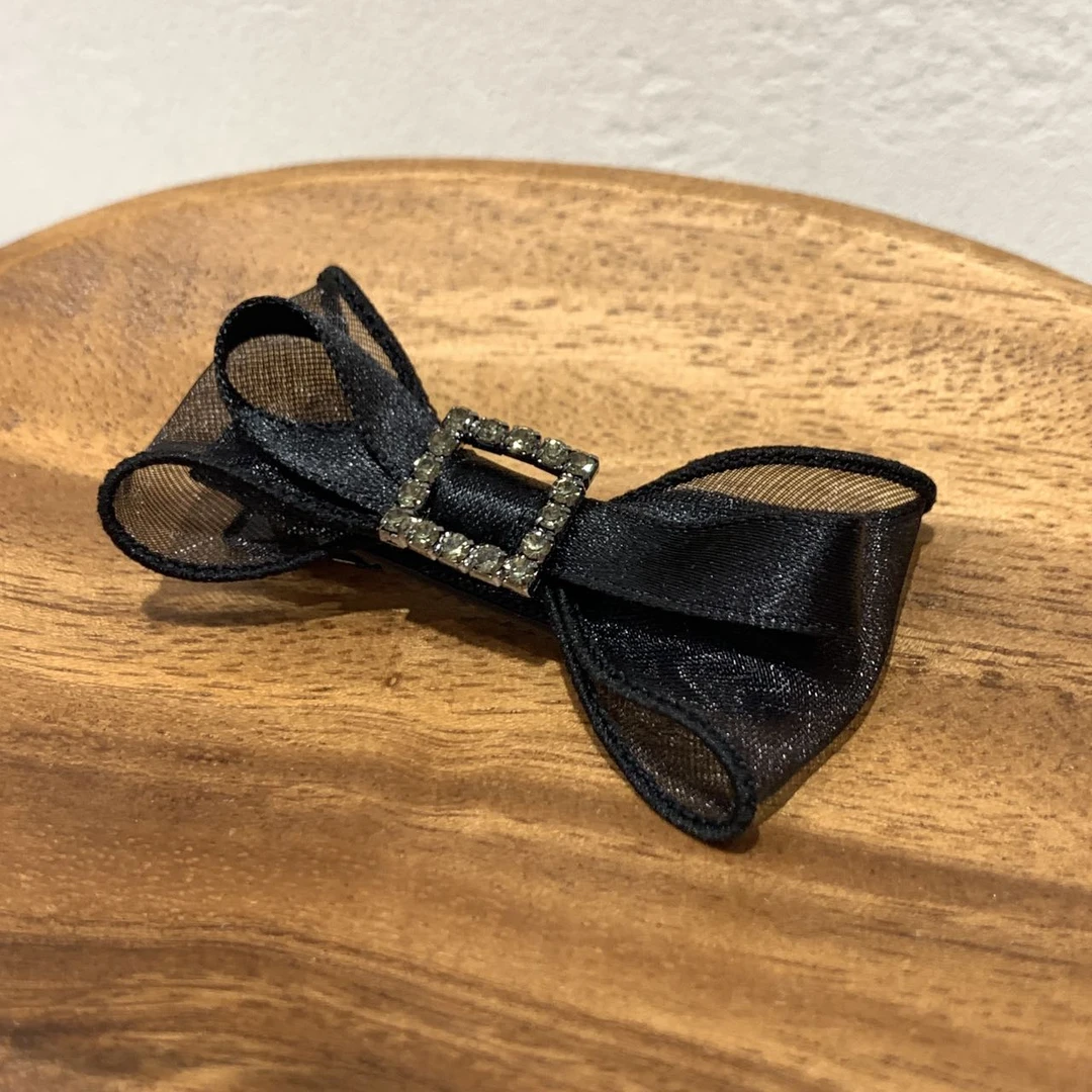 GREBUTY 5241 简约百搭灰色闪闪蝴蝶结边夹