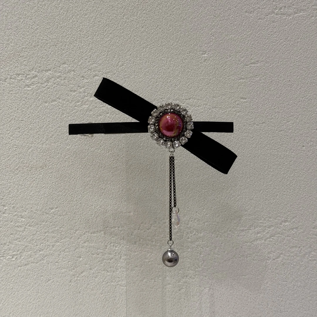 GREBUTY 5766 流苏吊坠珠珠闪闪红色蝴蝶结弹簧夹一字夹