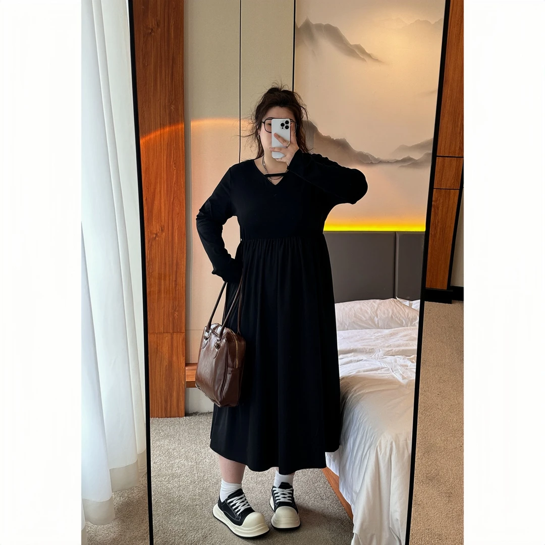 【晓晓家】断码捡漏~布里奇街 / V领修身御姐连衣裙11722花契