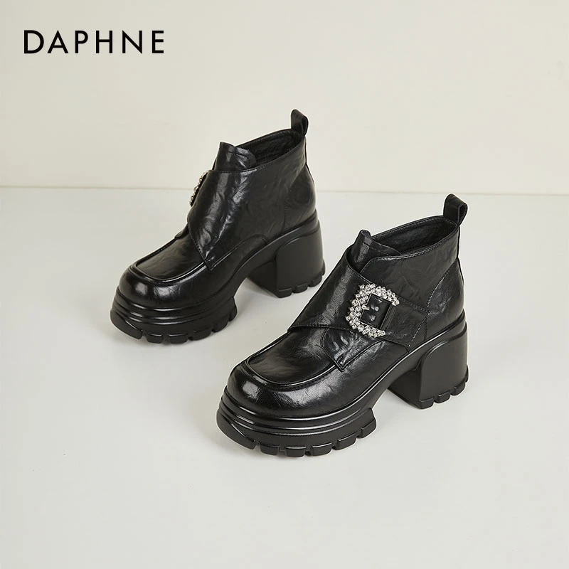 达芙妮马丁靴女2025秋冬新款厚底加绒高跟乐福鞋时尚英伦风短筒靴