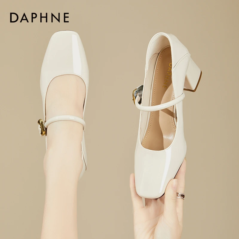 达芙妮高跟鞋女2025春季新款小众职场真皮垫粗跟方头气质通勤单鞋