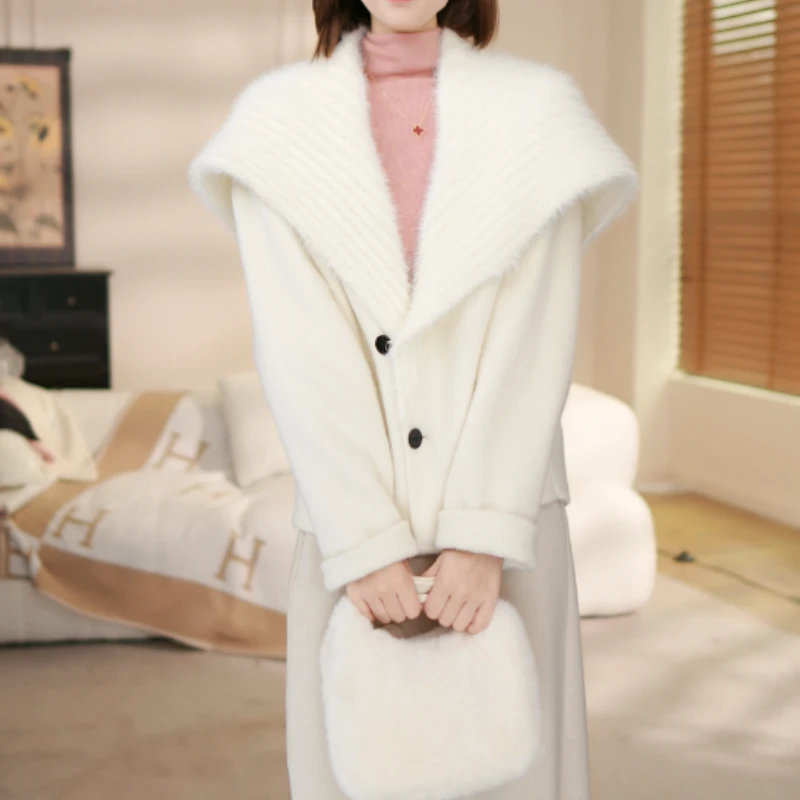 之曼ZM【年度神款】神明少女绵羊毛拼接大翻领气质百搭外套中长款