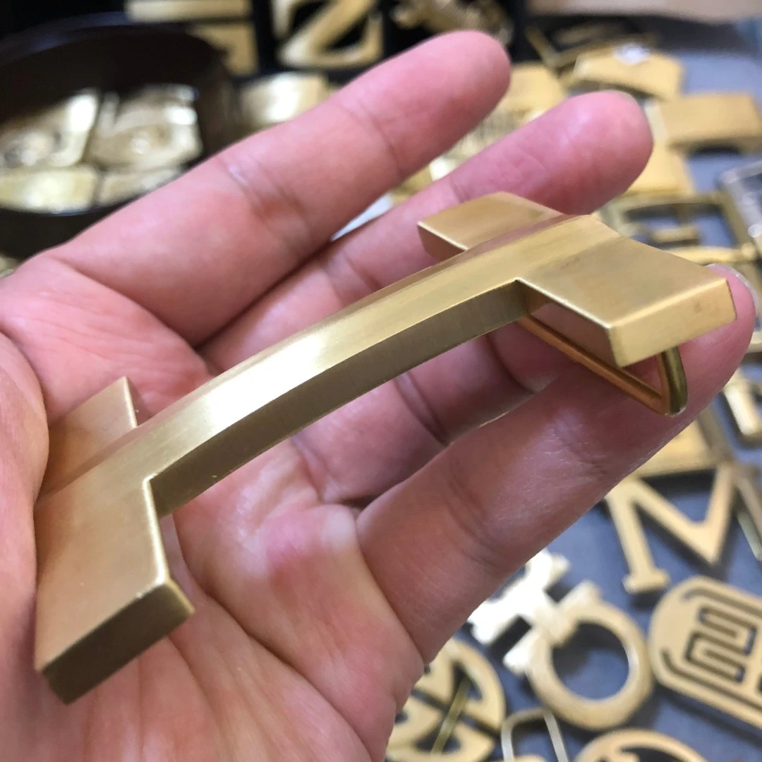【凸H款】加厚经典实心黄铜制作板扣4CM内宽