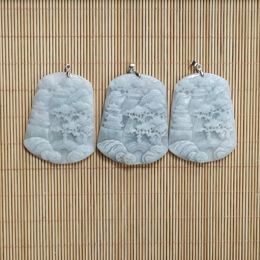 R669  翡翠天然A货吊坠拍一发一多样性发货