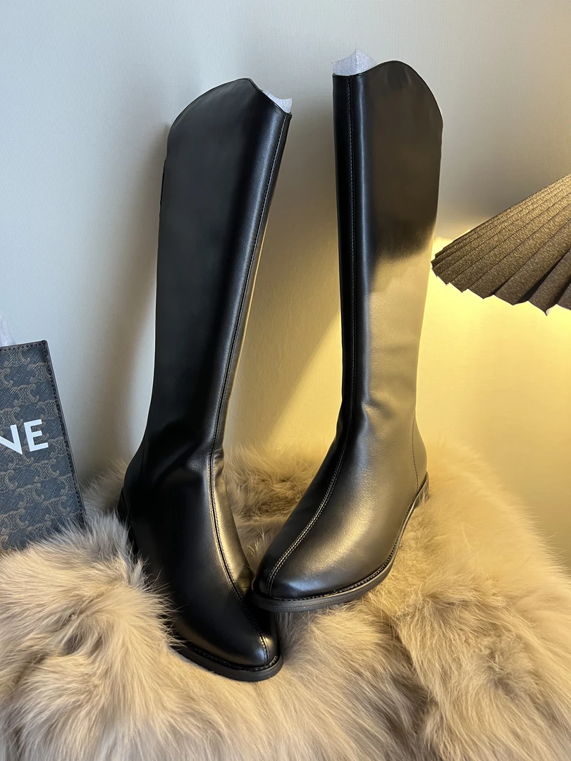 林小姐时尚辣妹战靴2023秋冬加绒尖头长筒靴英伦风粗跟瘦瘦靴1819