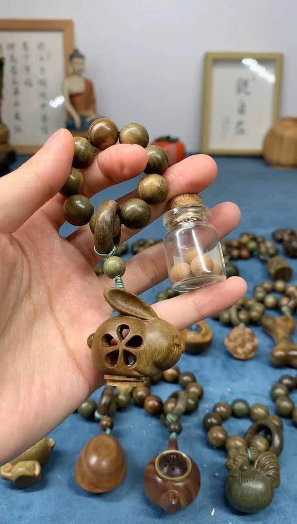 【闪购商品】维腊木（绿檀）兔子香囊 送1瓶香丸