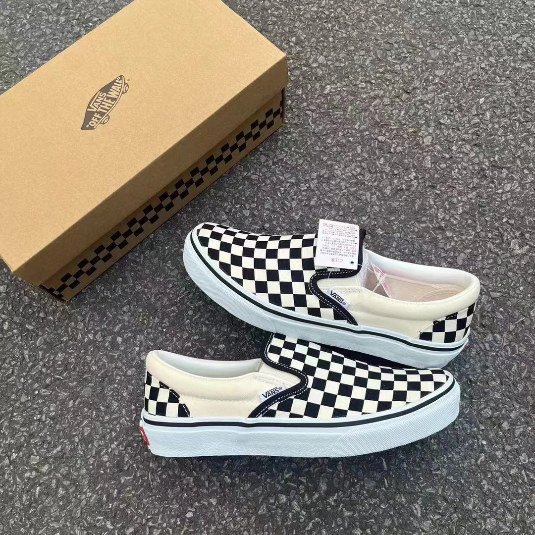 VANS SLIP ON范斯日版黑白棋盘格一脚蹬运动滑板鞋466091-0001