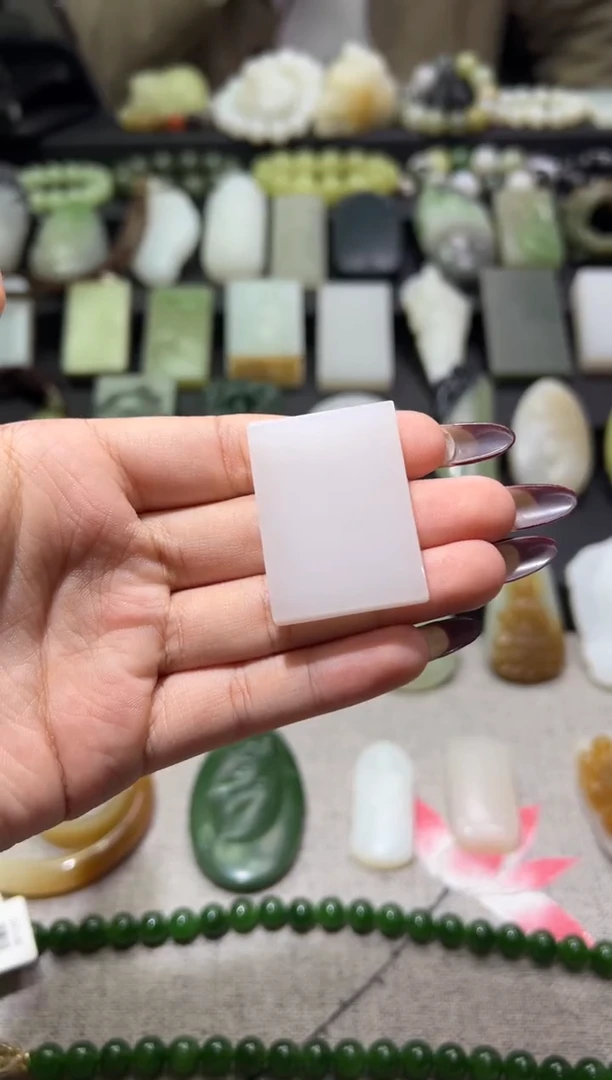 【闪购商品】和田玉吊坠未镶嵌吊坠