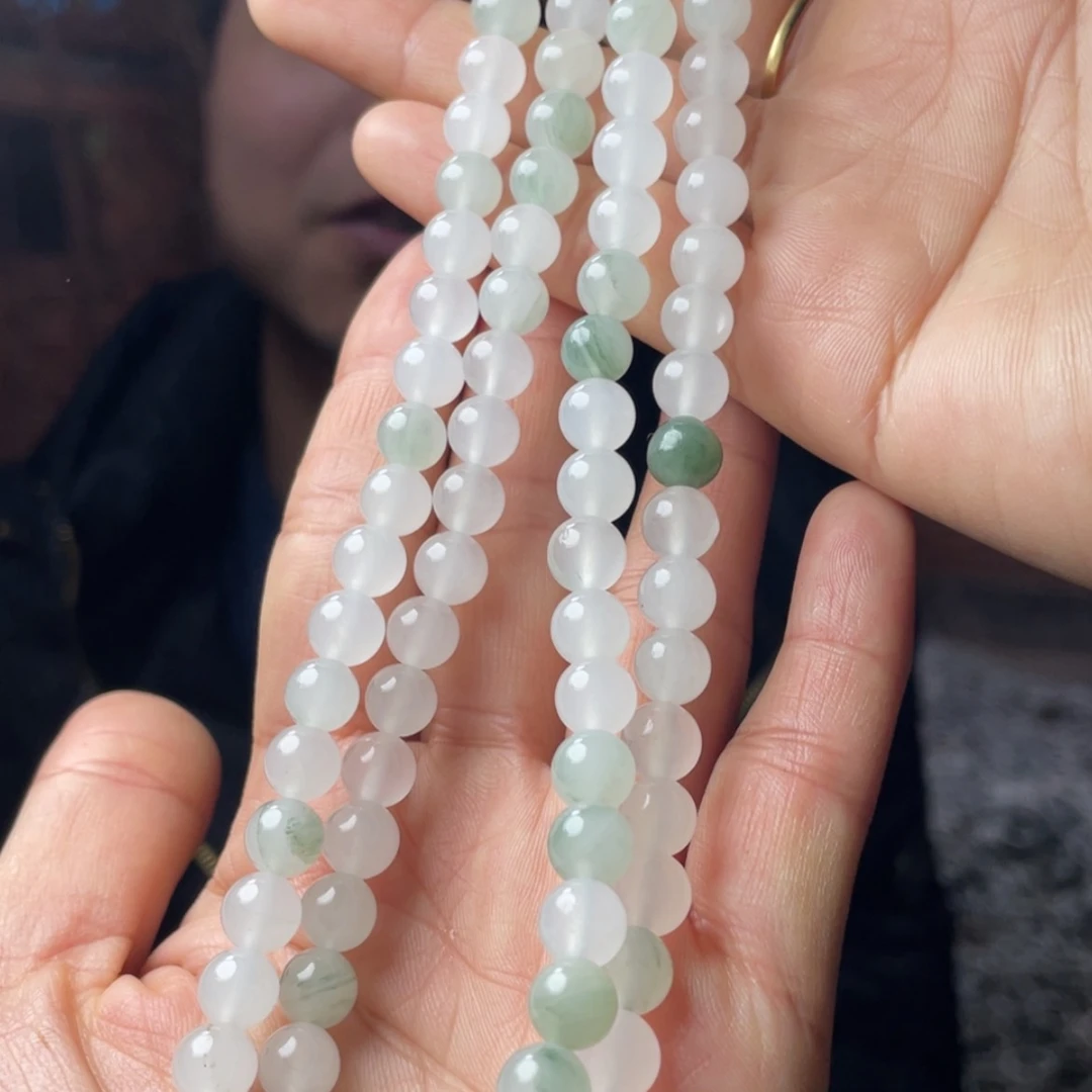 【闪购商品】石英质玉手链未镶嵌冰翠108颗多样发