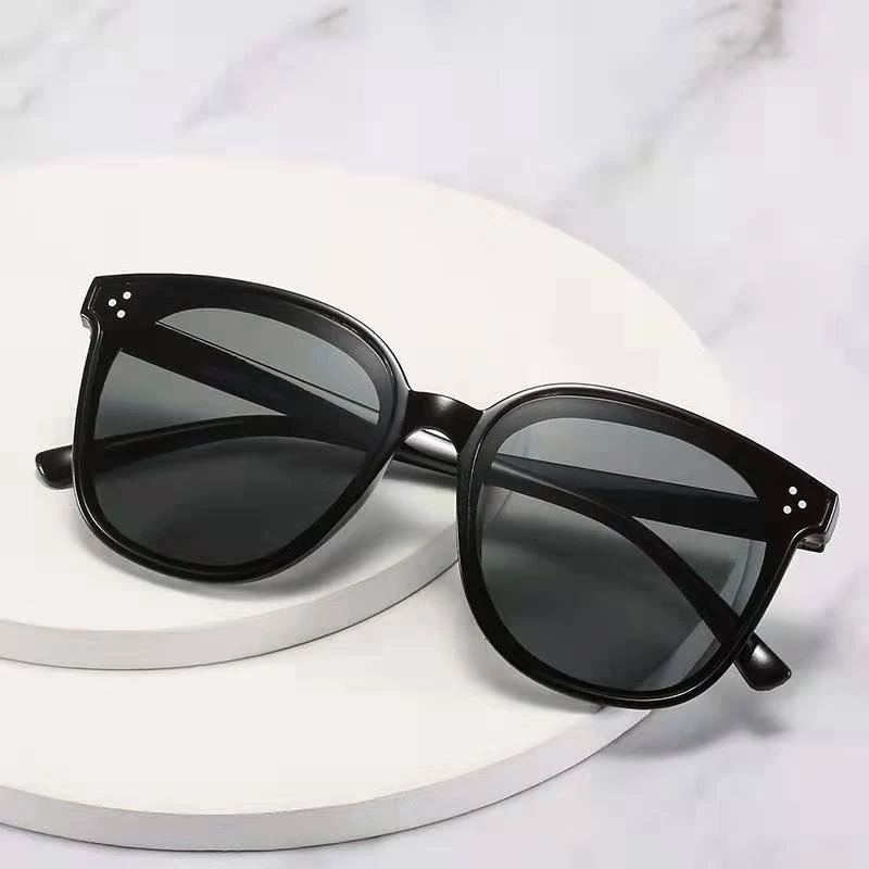 太阳镜时尚潮流高颜值女款大框方框遮阳街拍男款防防紫外线眼镜