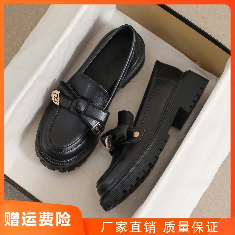 小皮鞋女2025新款爆款厚底增高英伦风黑色软底高跟工作舒适乐福鞋