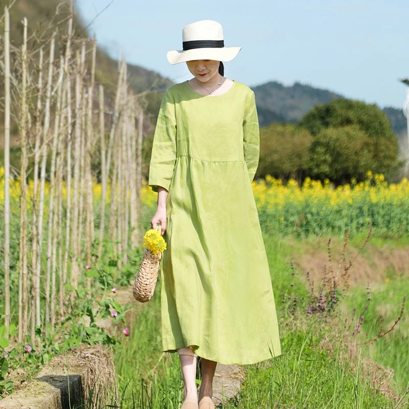 复古文艺休闲连衣裙女春季新纯色亚麻气质洋气绽放旅游风中长裙