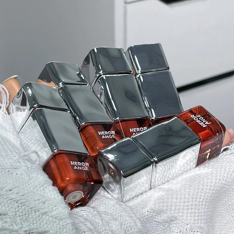 轻雾浓调丝绒唇釉自然哑光柔雾唇彩少女显白口红泥学生秋冬气质