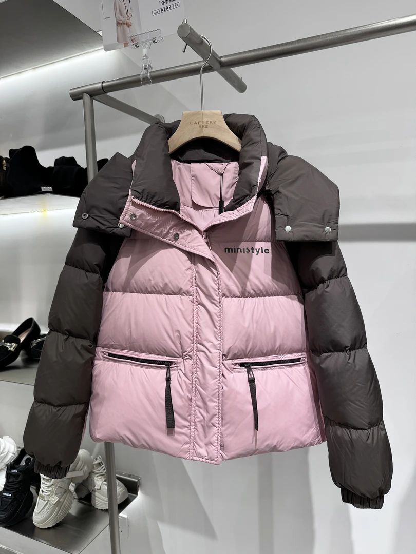 粉棕美拉德美式羽绒服