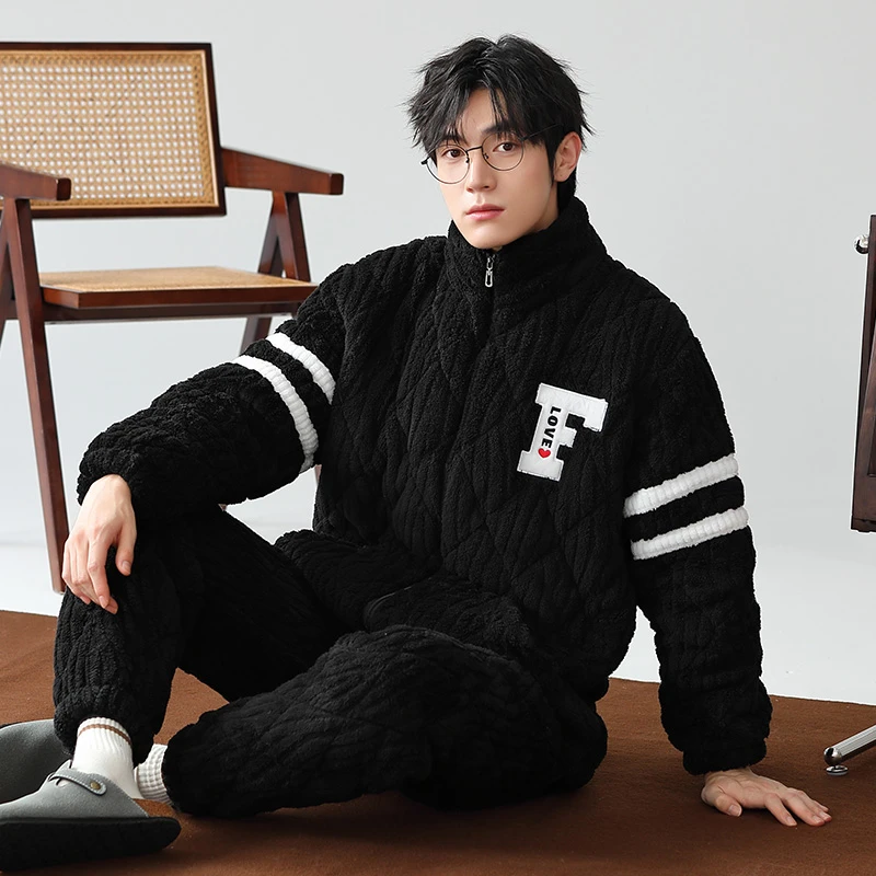 睡衣男士冬季三层夹棉加绒加厚简约字母立领拉链珊瑚绒家居服套装