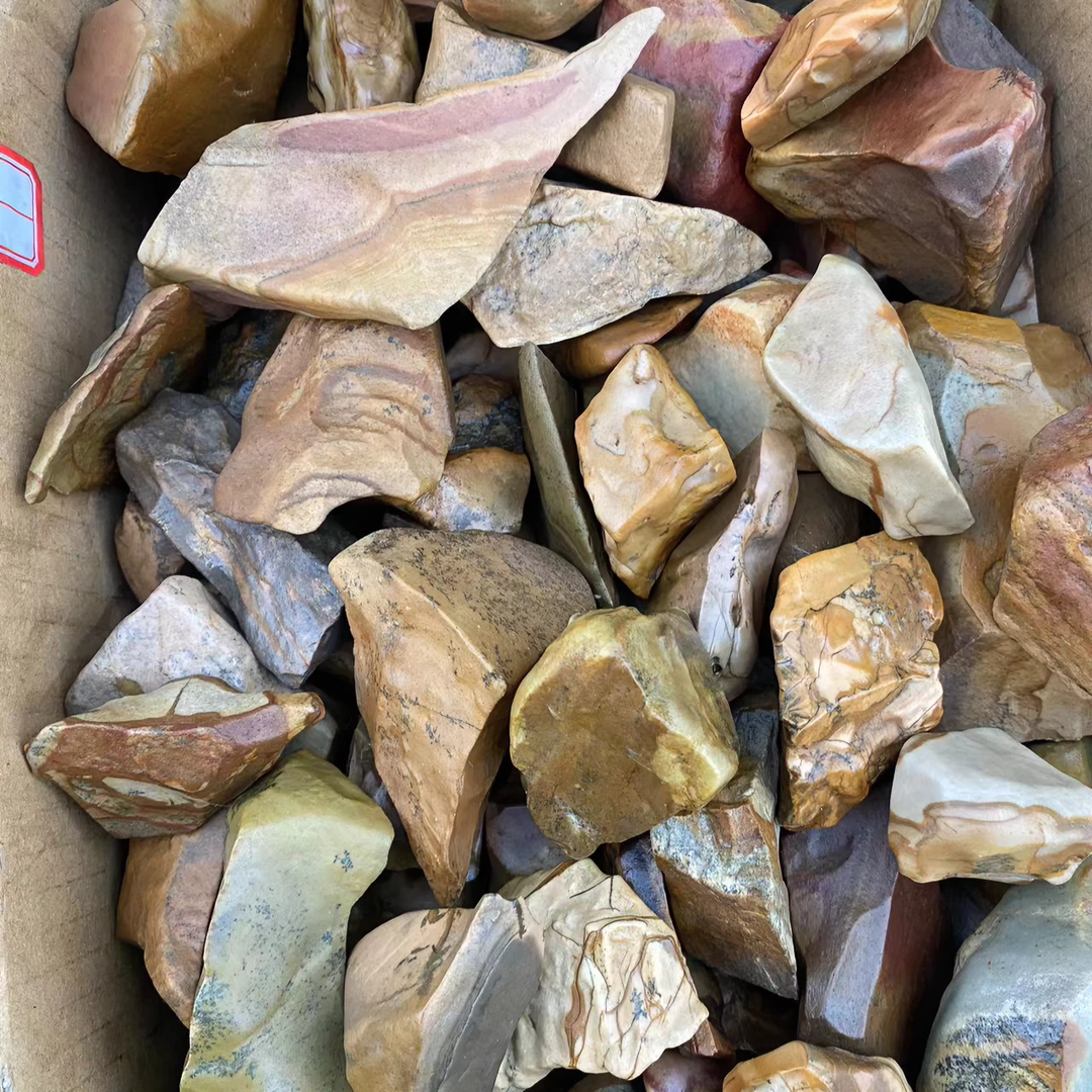 新疆哈密戈壁奇石