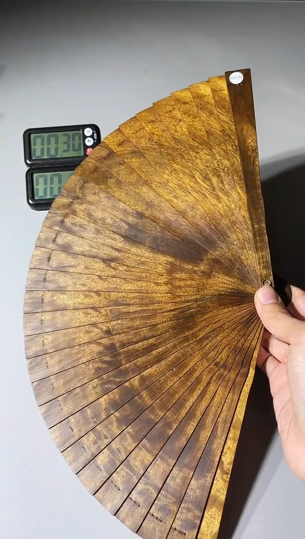 【闪购商品】金丝楠895号21cm精品金丝楠木扇子