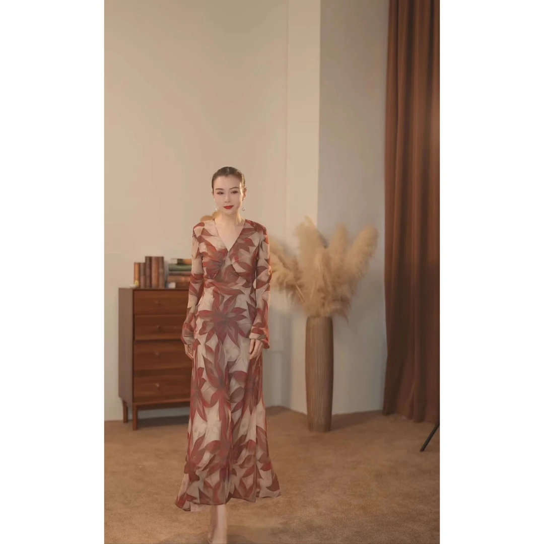 【霞姐】  枫叶红纱 夏季法式新款设计师长袖高级V领连衣裙-F831