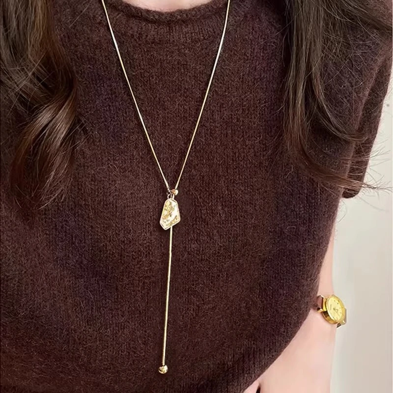 钛钢项链 不规则几何吊坠项链女款气质轻奢高级感秋冬毛衣链配饰