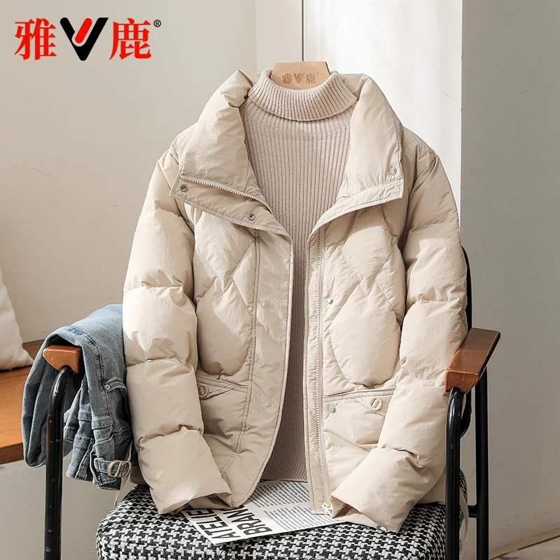雅鹿2025新款轻薄羽绒服女短款休闲百搭保暖韩版宽松秋冬大码羽绒