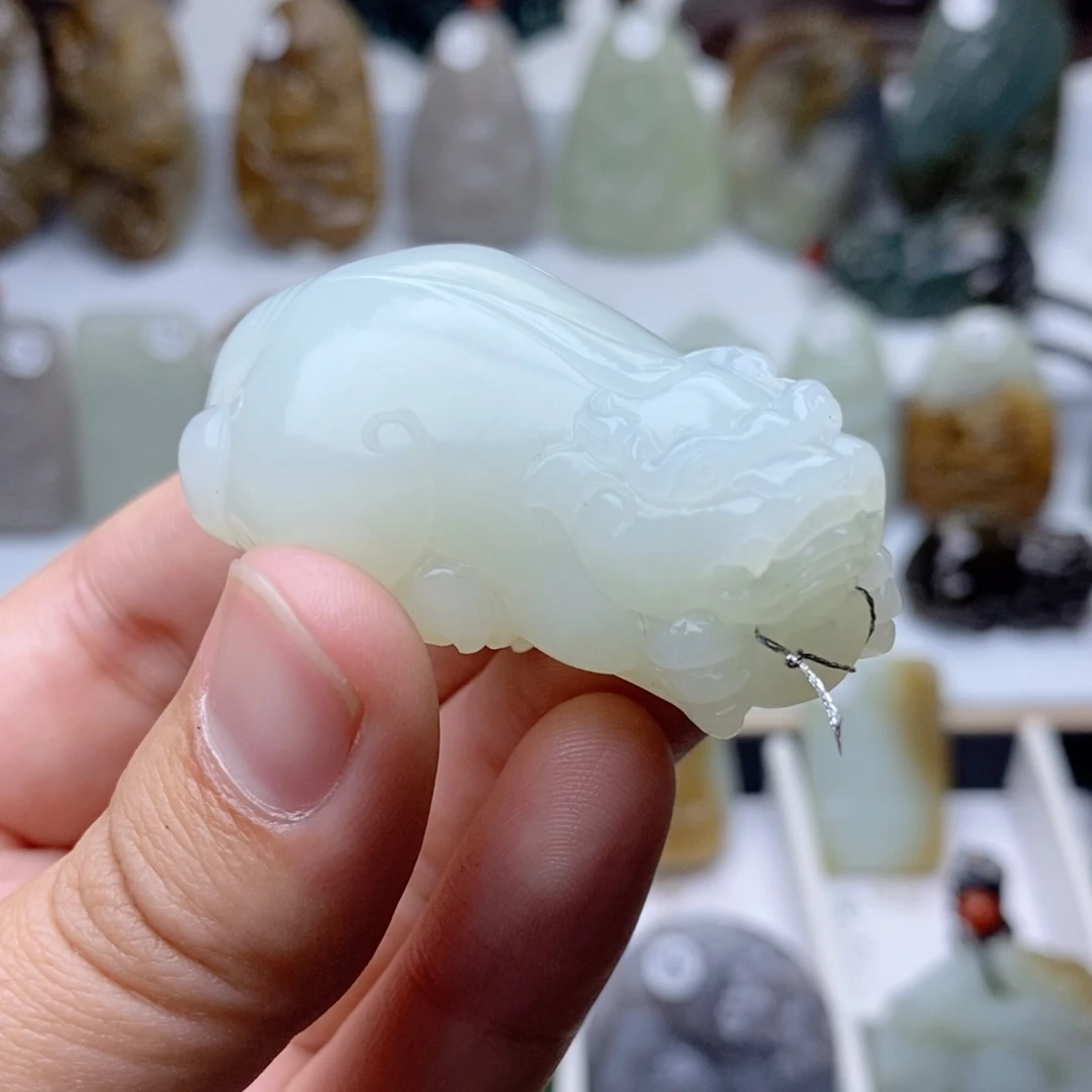 和田玉（白玉）挂件未镶嵌
