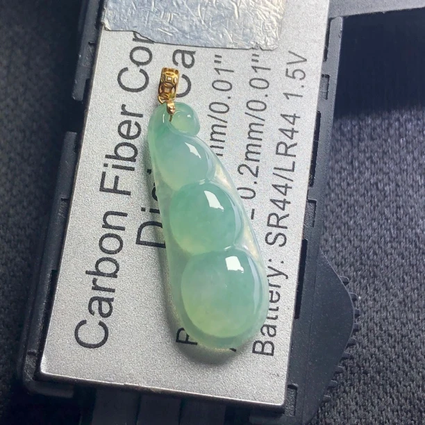 冰绿福豆子18k金镶嵌天然缅甸翡翠A货吊坠项链四季豆