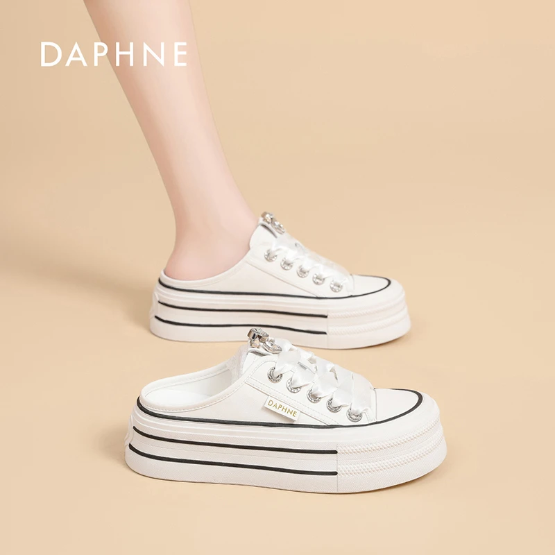 达芙妮水钻包头半拖鞋女2025夏季新款爆款厚底时尚百搭小白鞋