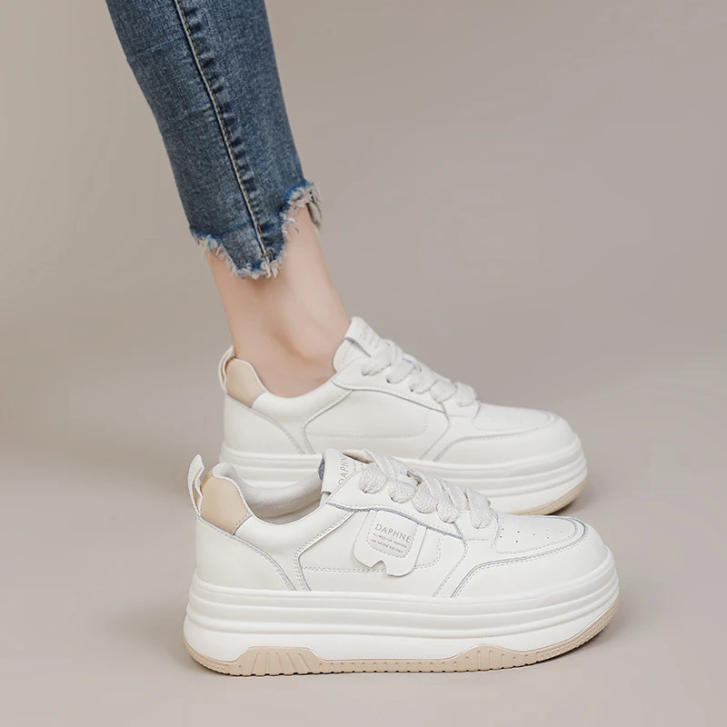 达芙妮厚底小白鞋女2025夏季新款鞋子女增高女鞋休闲运动鞋板鞋女