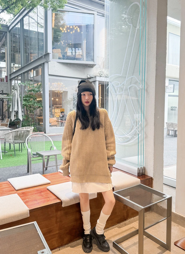 BONBOM设计师品牌 驼色针织毛衣 S63M012