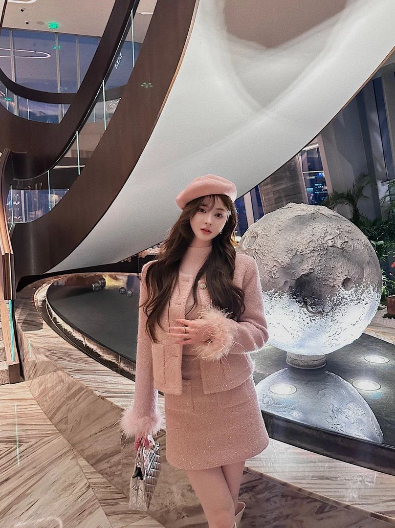 纸醉金迷高级感鸵鸟毛亮片小香风外套半裙套装XZ40510新