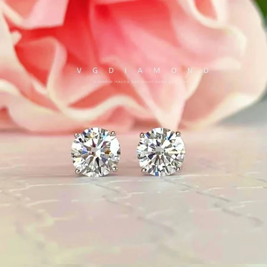 925银莫桑石耳饰 【四爪耳钉】0.5-2克拉莫桑钻百搭灵动简约高级正