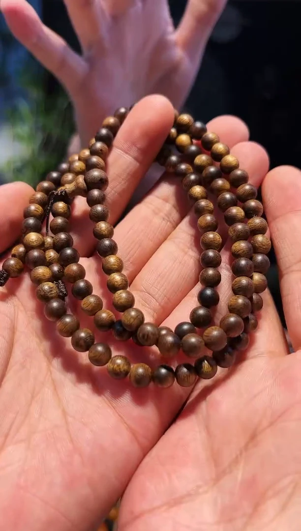 【闪购商品】沉香手串7左右108