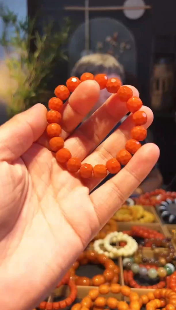 【闪购商品】南红玛瑙手串未镶嵌10+