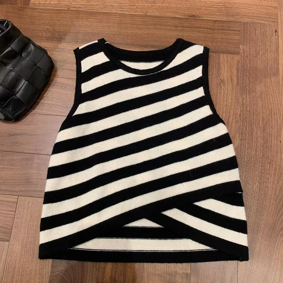韩版条纹针织背心 不规则设计背心马甲DK1392