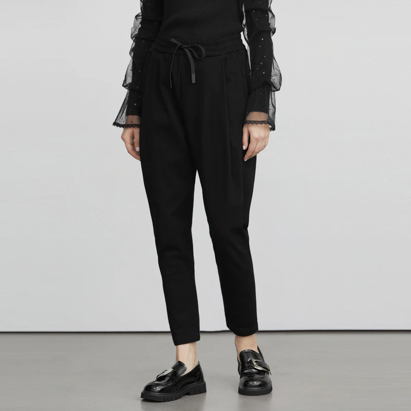 sdeer圣迪奥女装时尚休闲百搭松紧抽绳压褶加绒直筒长裤S22480808