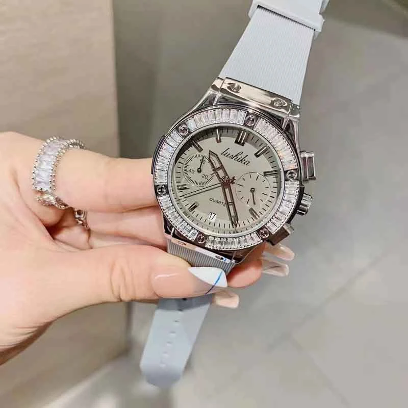 奶奶灰多功能计时功能简约硅胶石英防水女士腕表110