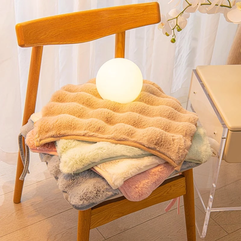 LANSWE/浪莎兔毛绒保暖坐垫冬季屁垫办公室久坐椅子垫加厚毛绒