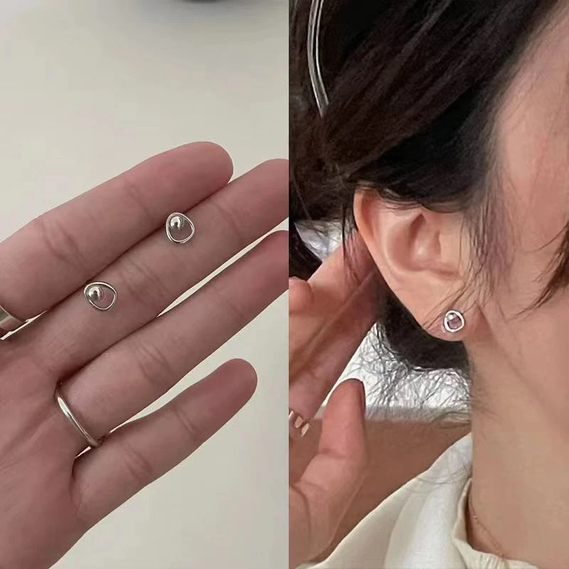 精致百搭小圆环圆珠耳钉女法式港风抗过敏养耳洞简约高级