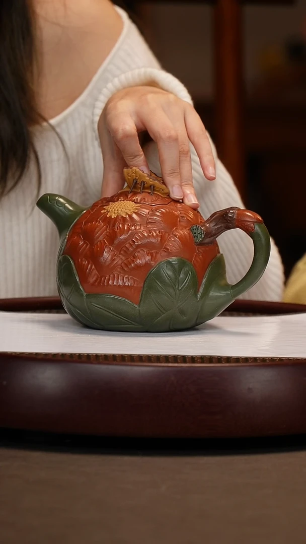 【闪购商品】紫砂茶壶蝶恋花+范永良+九果+邵培杯650c