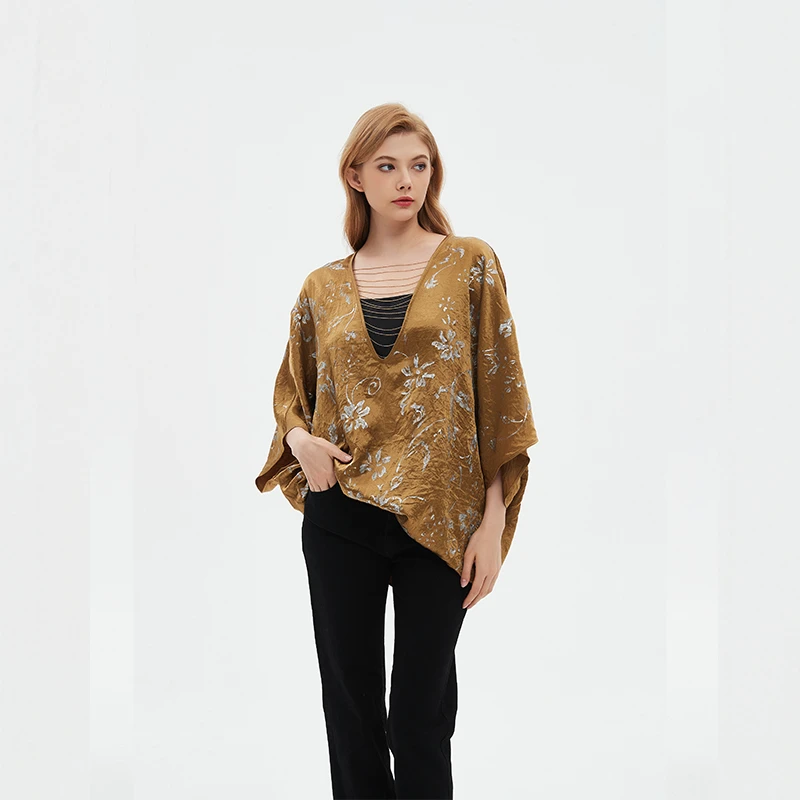 【浪漫古铜金】周琦默古铜金色手绘花朵正反两穿镂空大V上衣