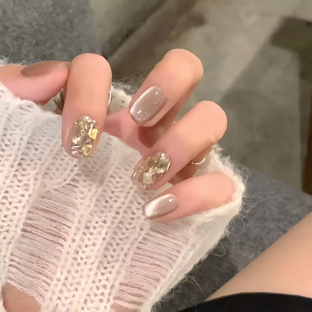 香槟猫眼满钻显白手工穿戴美甲可拆卸一盒20多片S124