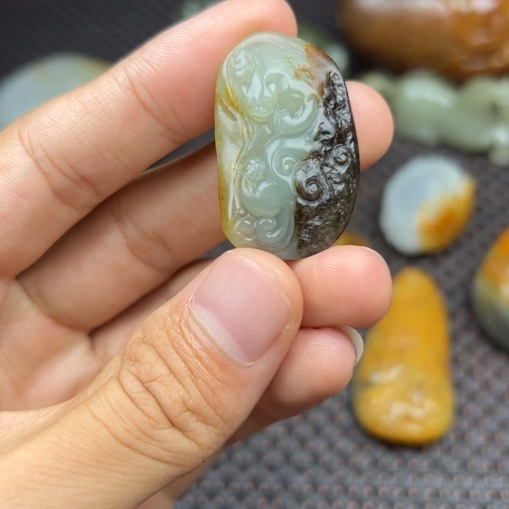 和田玉挂件未镶嵌