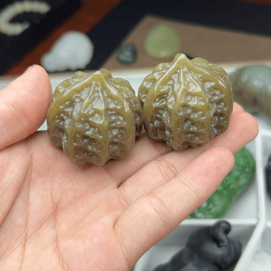 和田玉挂件未镶嵌一对