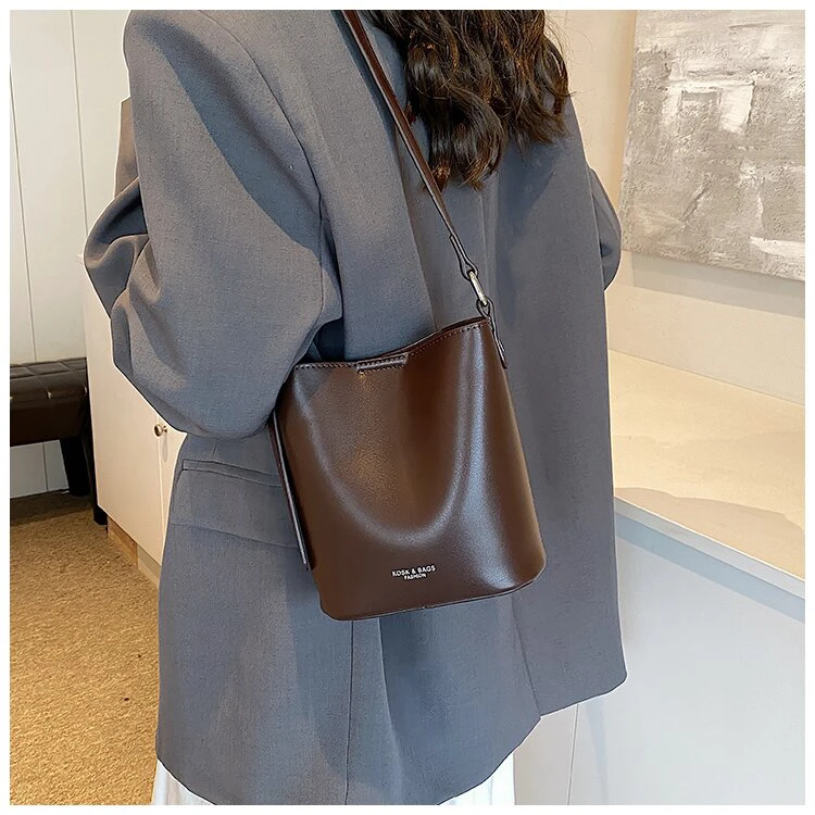 东大门韩版质感高级感小众水桶包女包