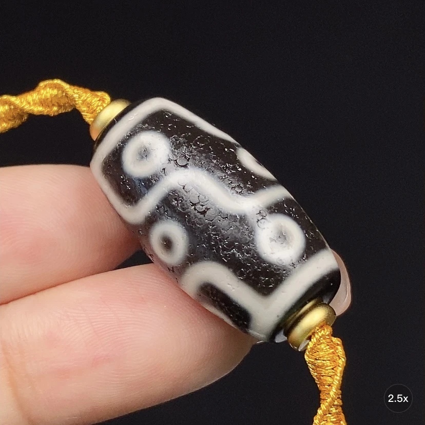 黑白达洛九眼珠珠锁骨项链尺寸30*15.5mm条纹玛瑙时尚简约款项链